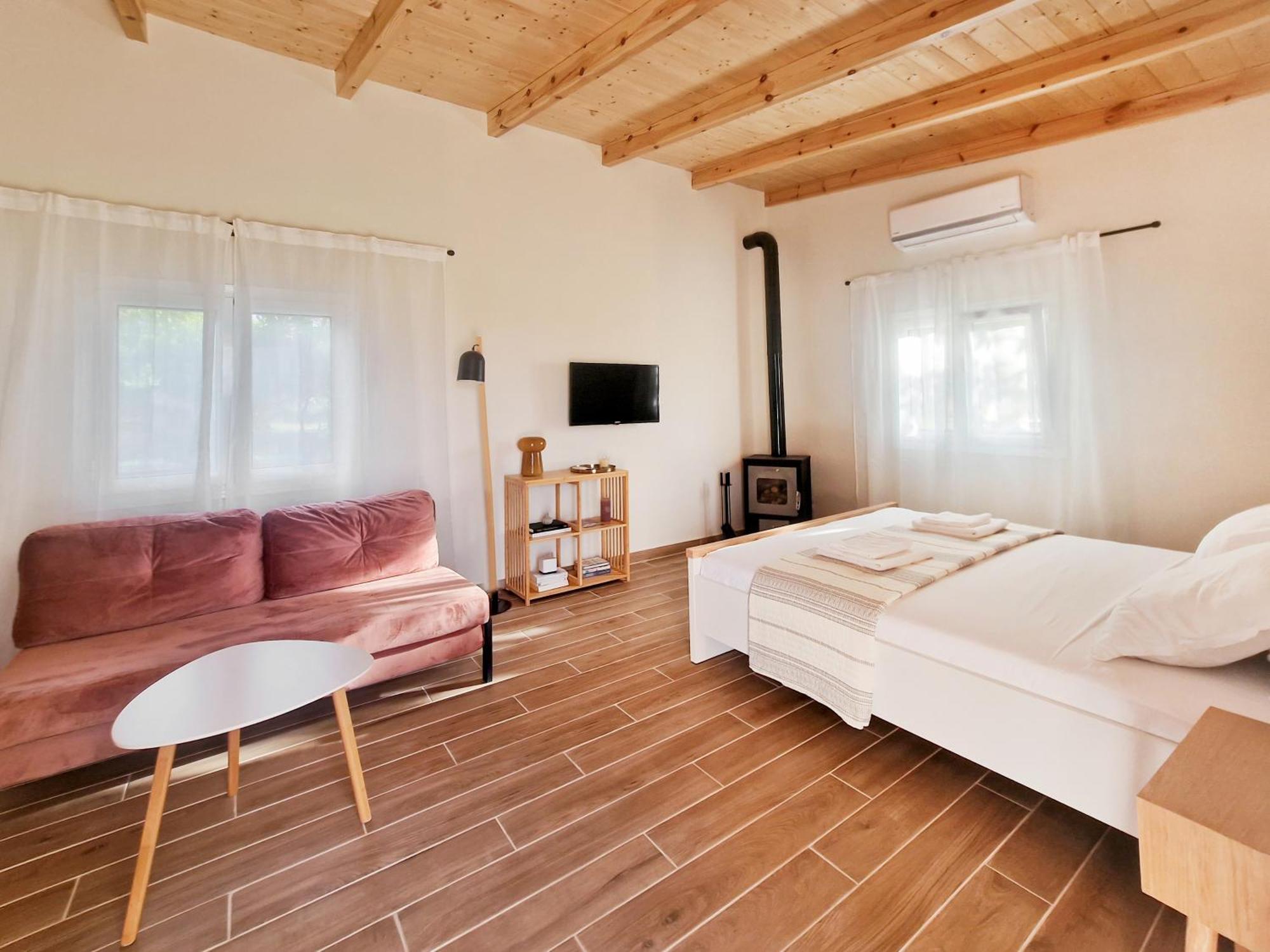 Cozy Owl'S Studio Home Pyrgos  Exterior photo
